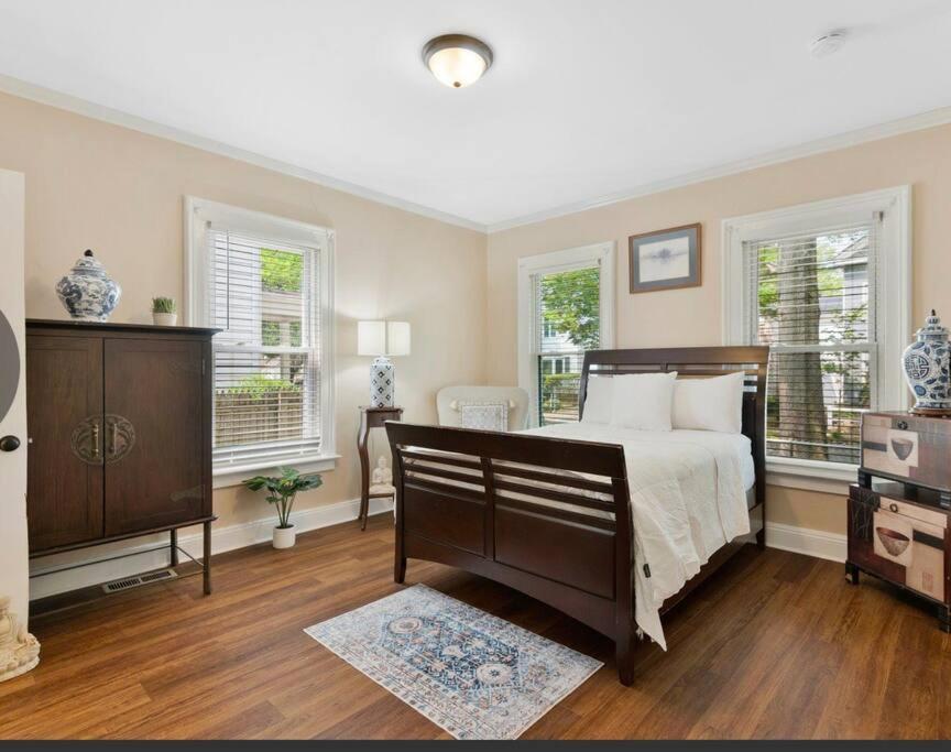 Beautiful Studio Apartment In Historic House New Haven Exteriör bild